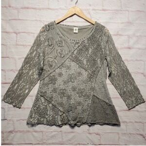 This That Mixed Lace Patchwork Tunic Blouse Womens Medium Gray Boho Lagenlook